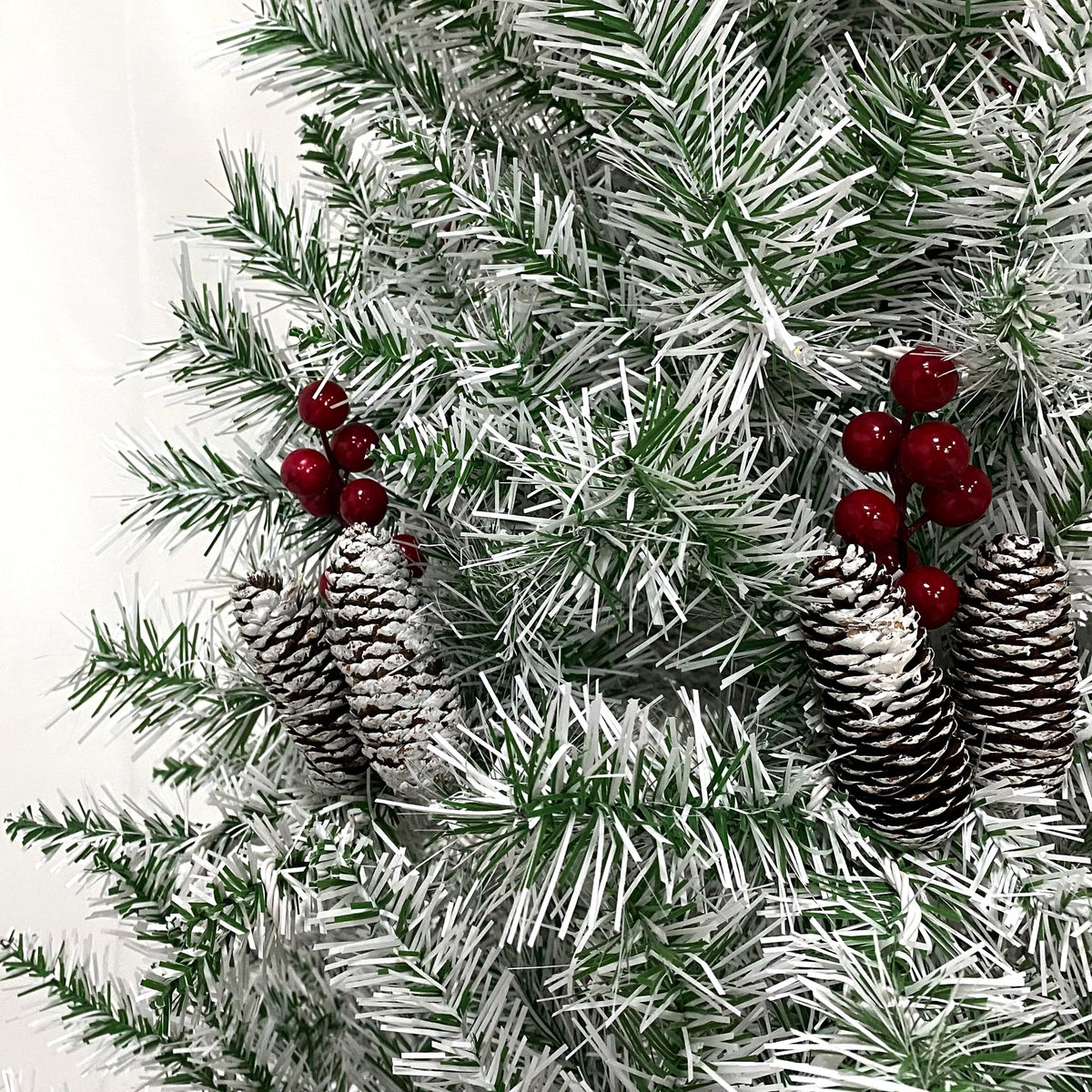 4-Piece Pre-Lit Christmas Décor Set with Wreath, Garland & Two Trees